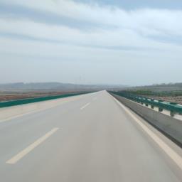 高速上什么项目挣钱多